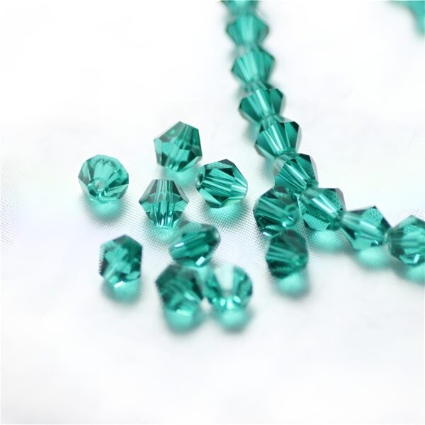 8mm Diamond-Shaped Pointed Crystal Glass Loose Beads