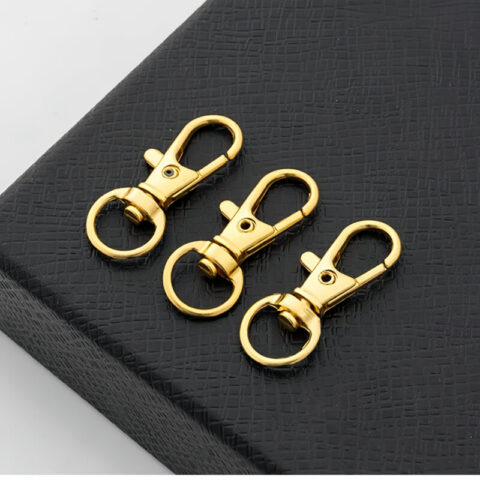 Lobster Clasp Gold