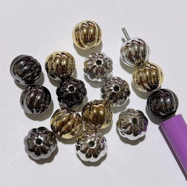 16mm Acrylic Pumpkin Beads