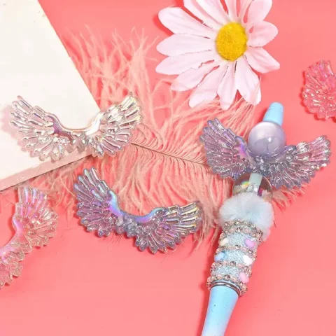 10 Pcs Heart-Shaped Angel Wing Acrylic Beads