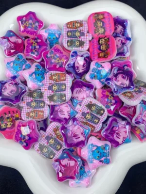 Through-hole anime girl acrylic beads