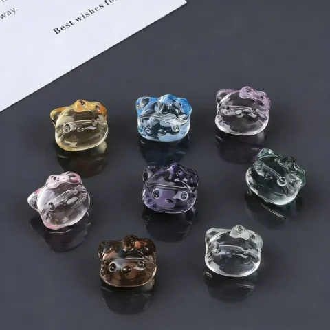 16x18mm cat-head glass bead1