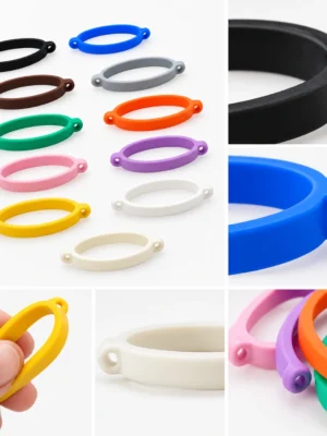 Detailed image of the silicone ring for the portable water bottle lanyard