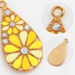 14 PCS Mixed Color Flower Pendant Charms